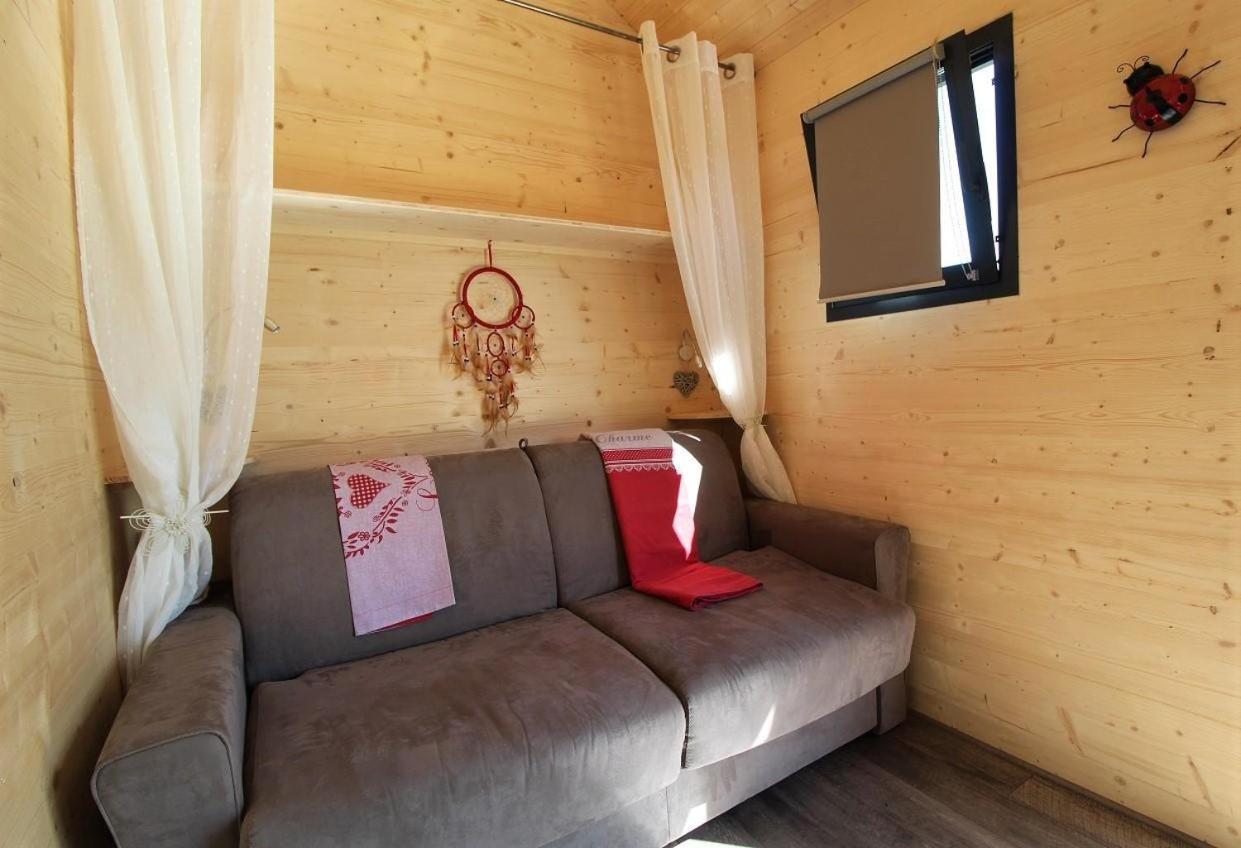 Tiny House Au Coeur Du Vignoble Beaujolais Hotell Fleurie Eksteriør bilde